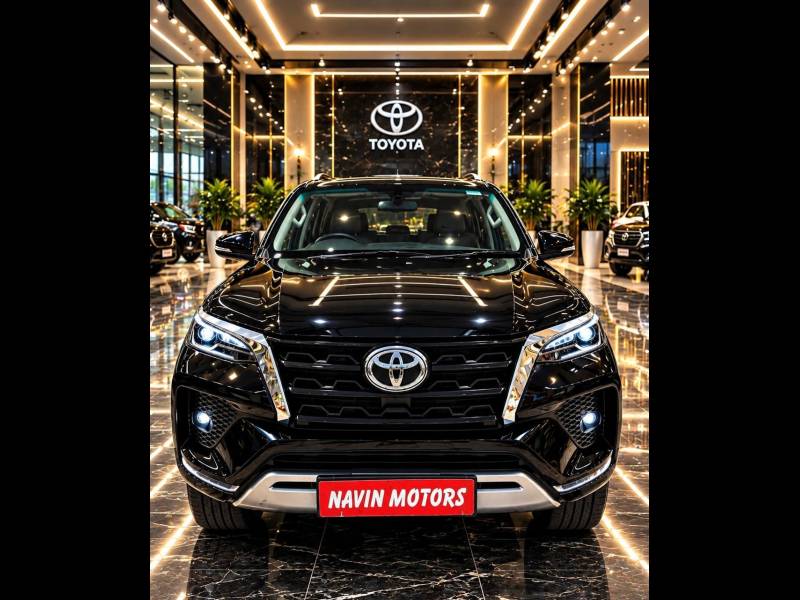 Toyota Fortuner 4x2 AT