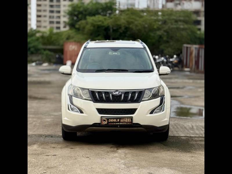 Mahindra XUV500 W10 FWD