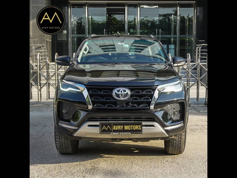 Toyota Fortuner 4X2 AT 2.7 Petrol