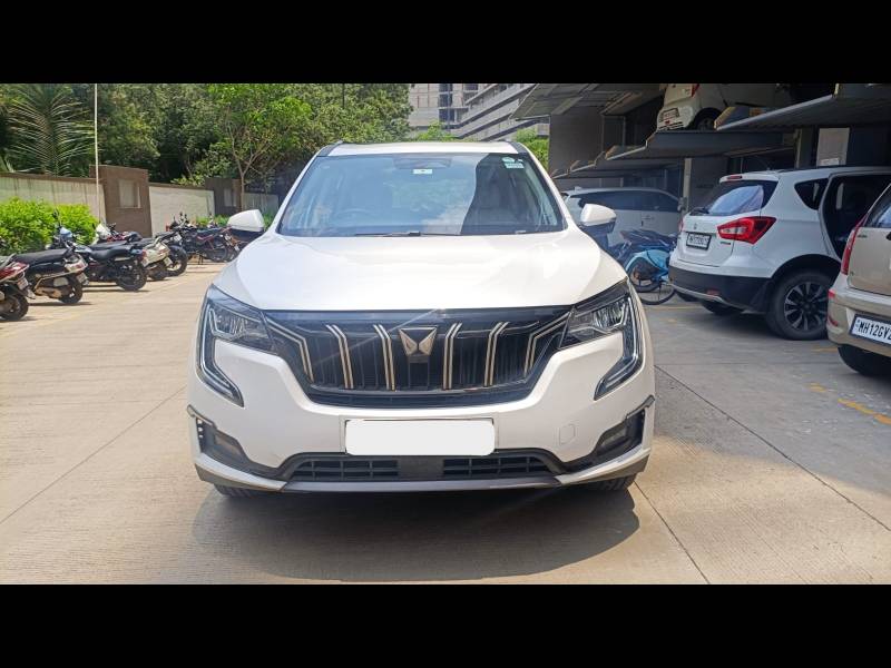 Mahindra XUV700 AX7 Luxury Pack Diesel AT 7 STR