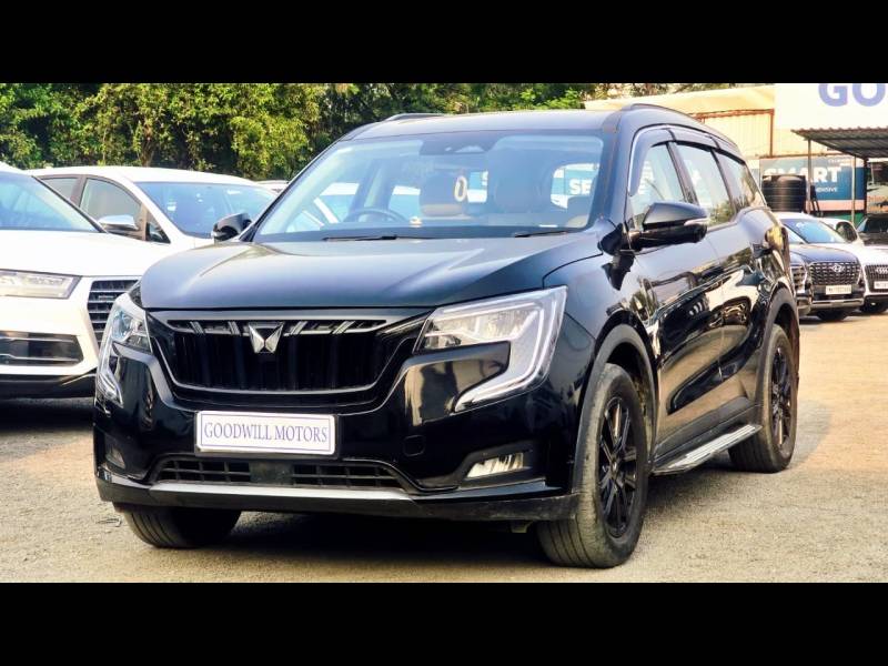 Mahindra XUV700 AX 7 Luxury Pack Diesel AT 7 STR