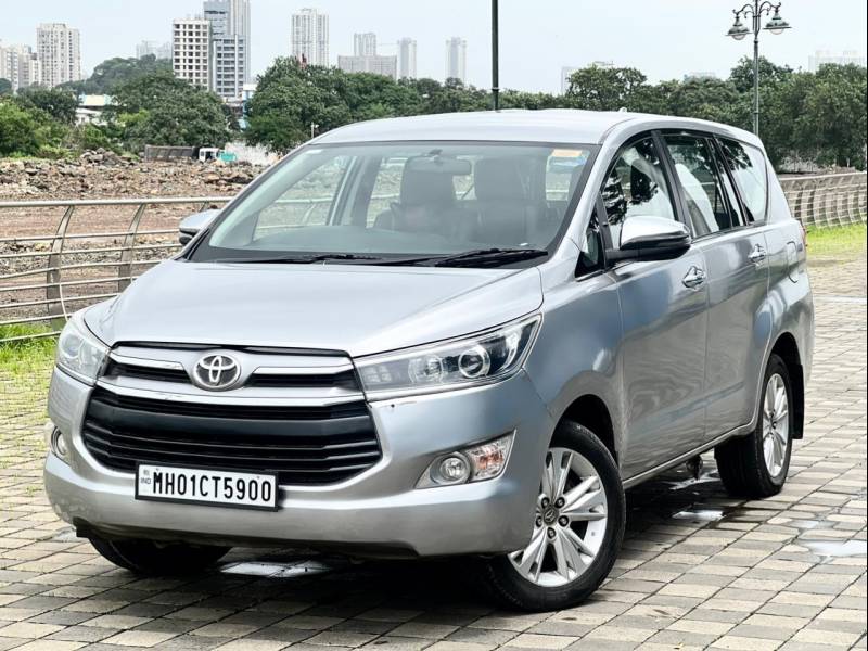 Toyota Innova Crysta 2.8 ZX AT 7 STR