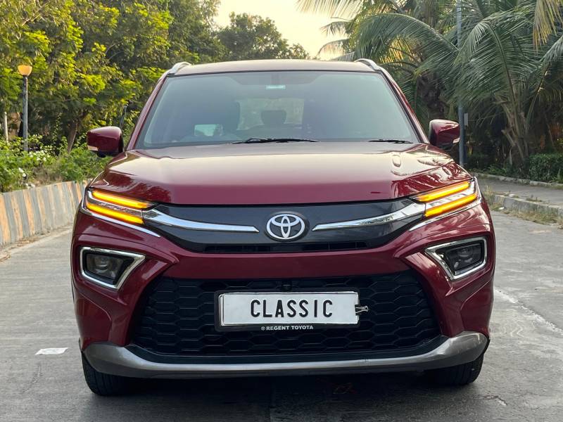 Toyota Urban Cruiser Hyryder V Hybrid
